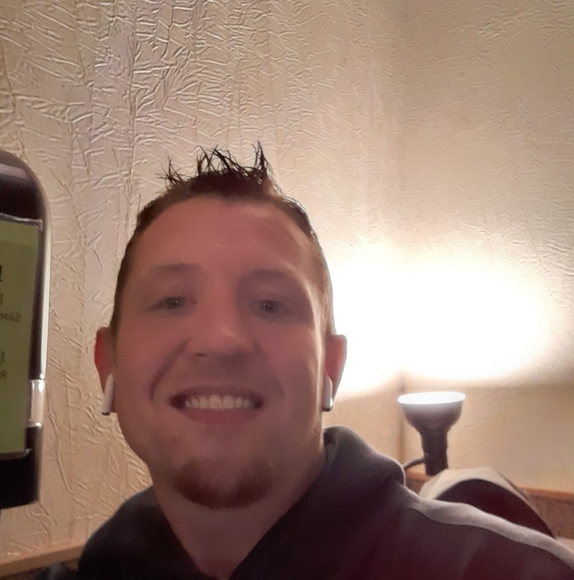 Meet your Posher, Justin - Picture 1 of 1